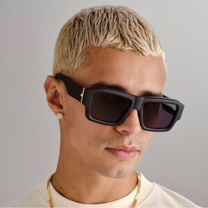 Le Specs Polygraph 55m Rectangular Sunglasses